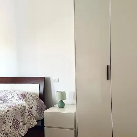 Se123 - Marzocca, Comodo Trilocale A 300 Mt Dal Mare