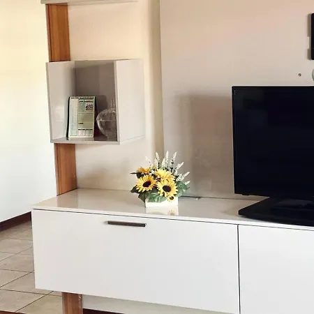 Se123 - Marzocca, Comodo Trilocale A 300 Mt Dal Mare Apartment