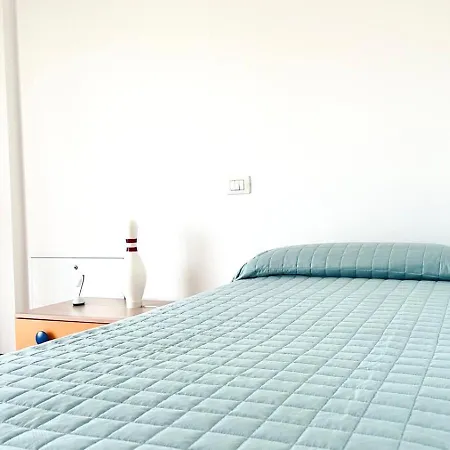 Se123 - Marzocca, Comodo Trilocale A 300 Mt Dal Mare